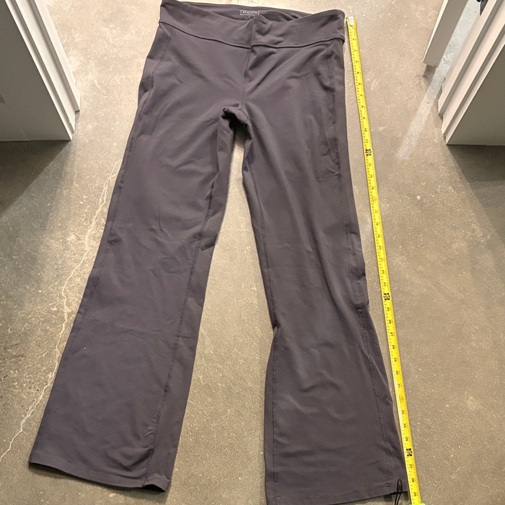 Athleta Yoga Pants